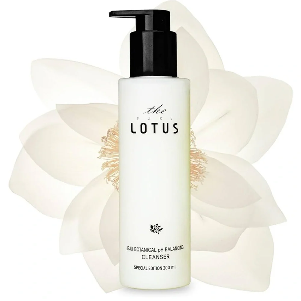 THE LOTUS • JEJU BOTANICAL pH BALANCING CLEANSER • NEW IN BOX